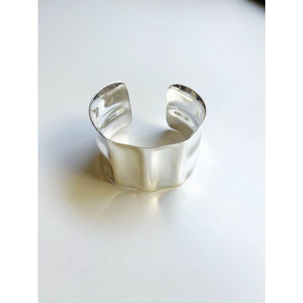 Mayamar silver Hammered Sculpted Wide Cuff Bracelet - Picture 8 of 9